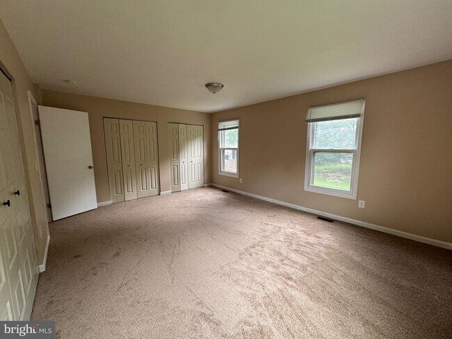 Building Photo - 10601 Greta Lynn Ct