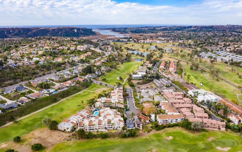 Building Photo - 2607 Pirineos Way