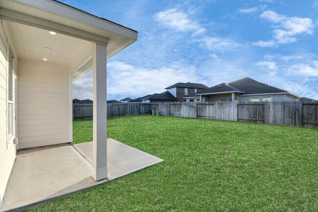 Building Photo - Beech