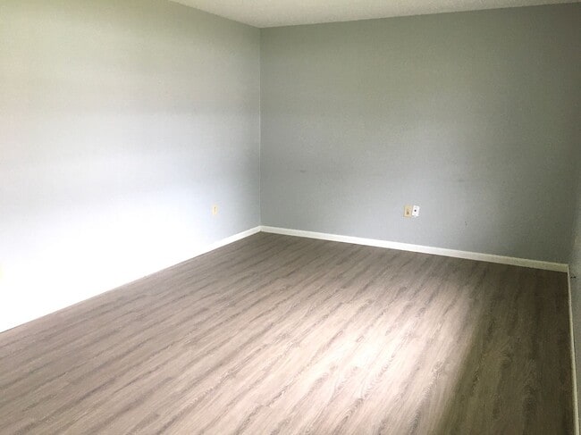 Building Photo - 1515 Bel Del Ct