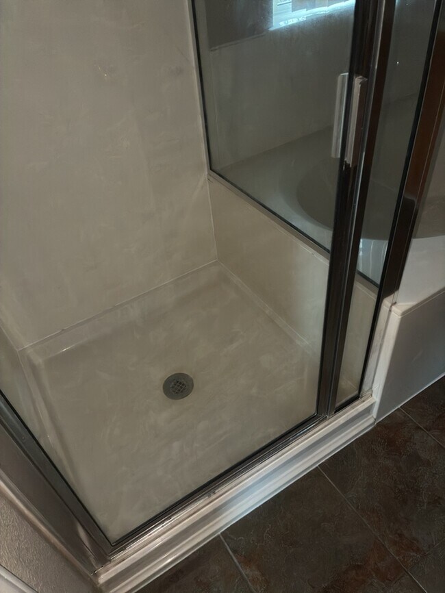 Building Photo - Charming 3BR 2BA w/ Attached Garage • Covered Patio in Pflugerville