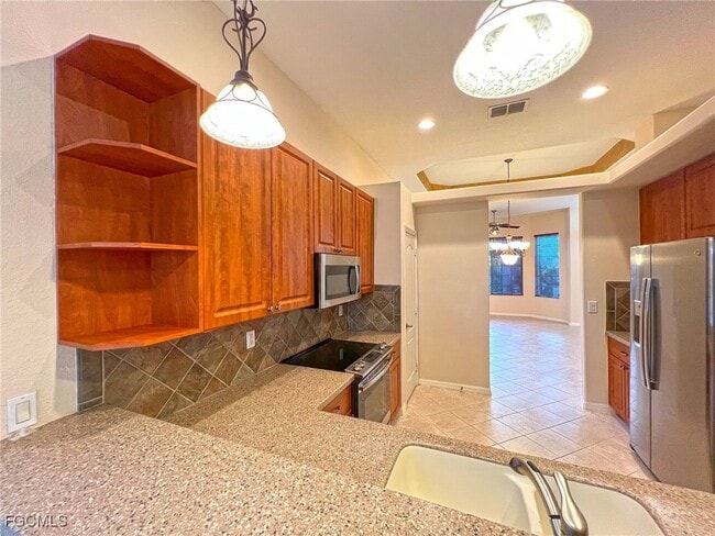 Building Photo - 15459 Laguna Hills Dr