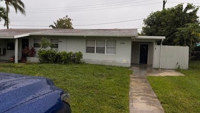 Building Photo - 3194 Prince Dr