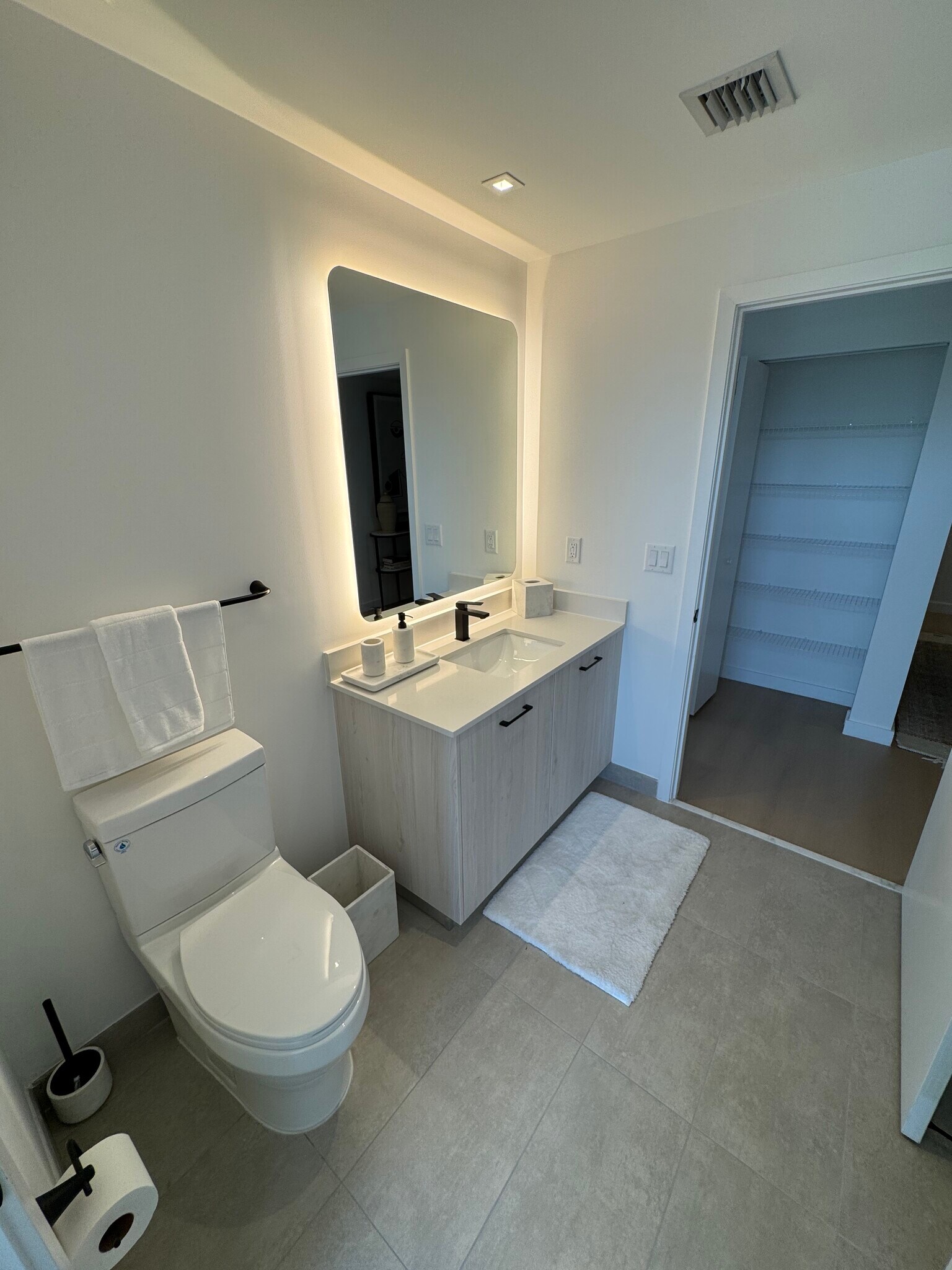 2ND BATHROOM - 137 NW 31st St