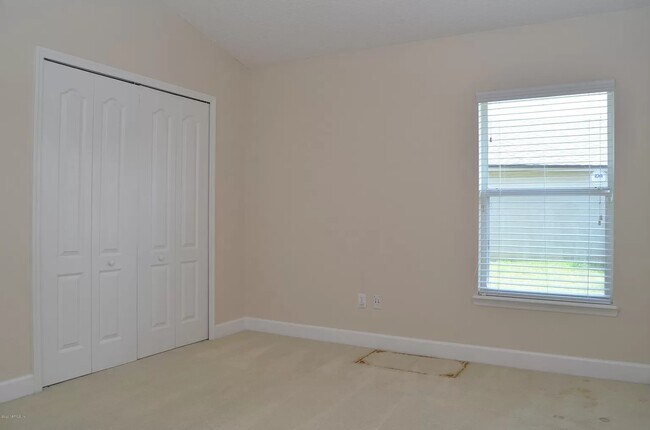 Building Photo - 32410 Pond Parke Pl