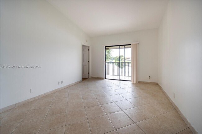 Building Photo - 9876 Nob Hill Ct