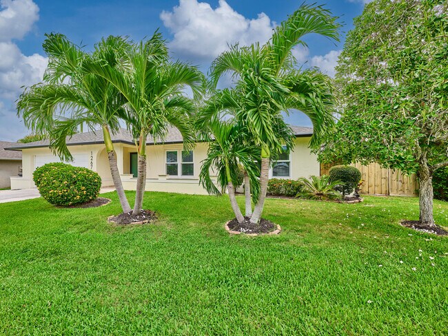 Building Photo - 1267 Summerwood Cir