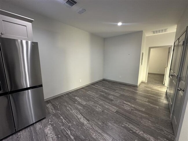 Building Photo - 13314 County Rd 285