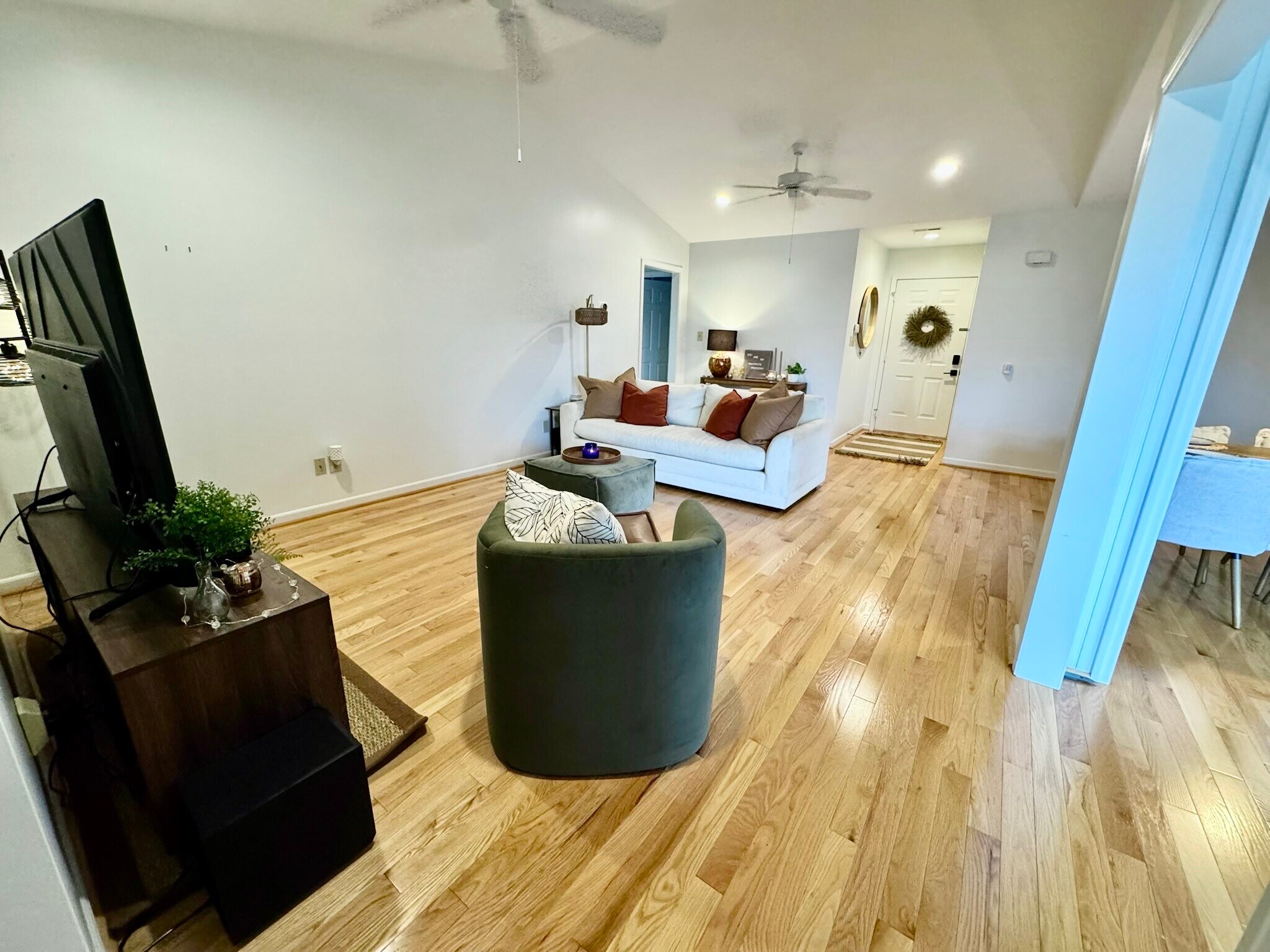 Building Photo - 1 Hillington Pl