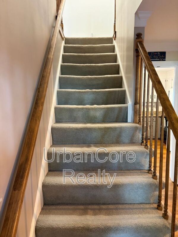 Building Photo - 7949 Flag Tail Dr