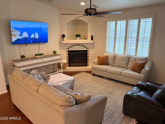 Building Photo - 17239 W Ironwood St