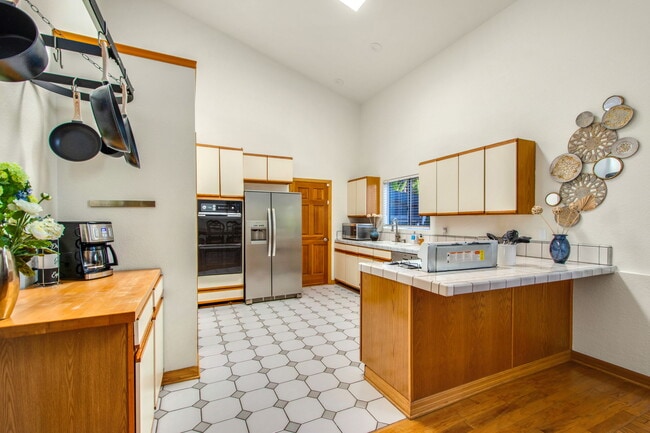 Building Photo - 34507 Camino El Molino