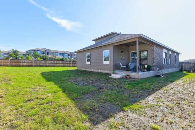 Building Photo - 1511 Cedrus Rd