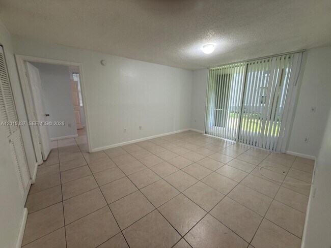 Building Photo - 11133 SW 8th St
