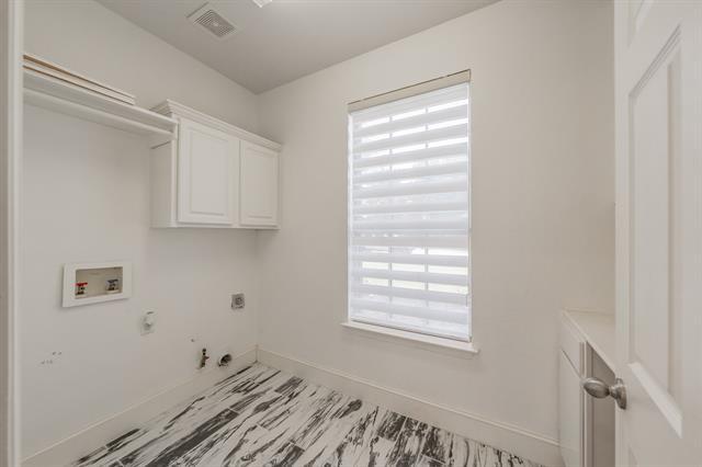 Building Photo - 2748 Club Ridge Dr