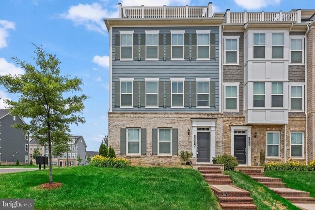 Building Photo - 1680 Dunnington Pl