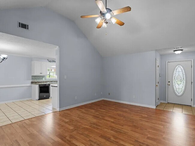 Building Photo - Charming Grovetown Home