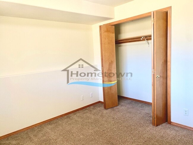 Building Photo - Beautiful 4-Bed, 2-Bath Home on a Corner L...