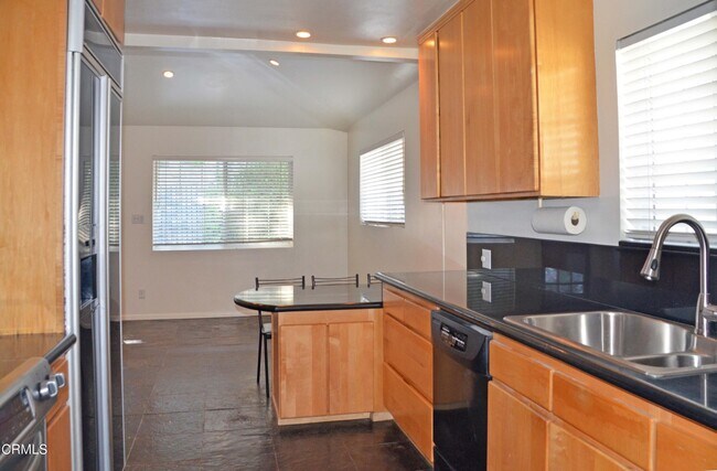 Building Photo - 4541 Alveo Rd