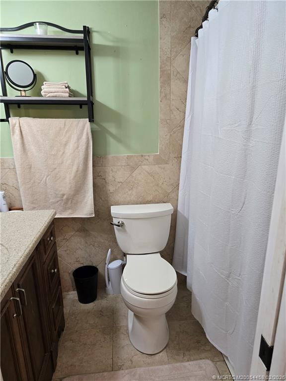 Building Photo - 1365 SW Gastador Ave