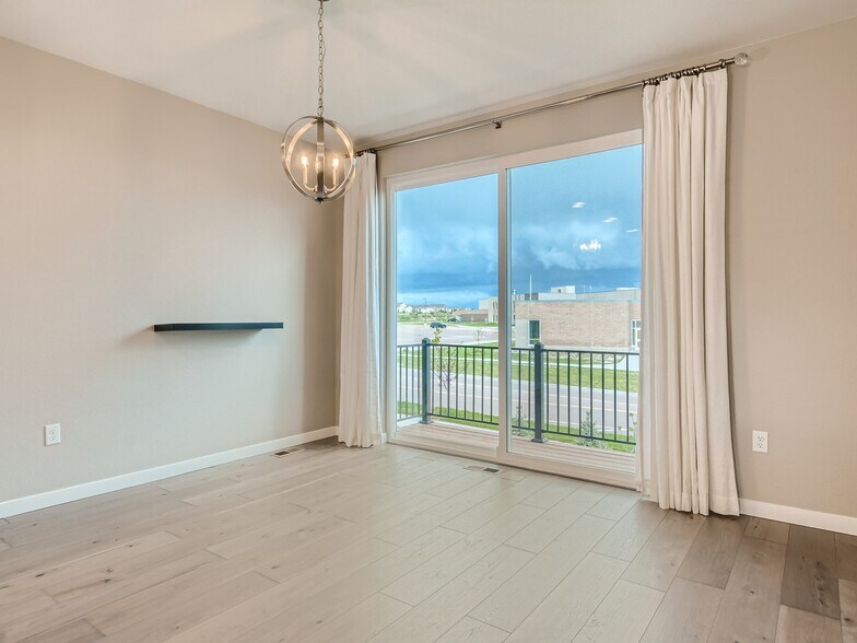 Dining Nook - 8636 Wolf Valley Dr