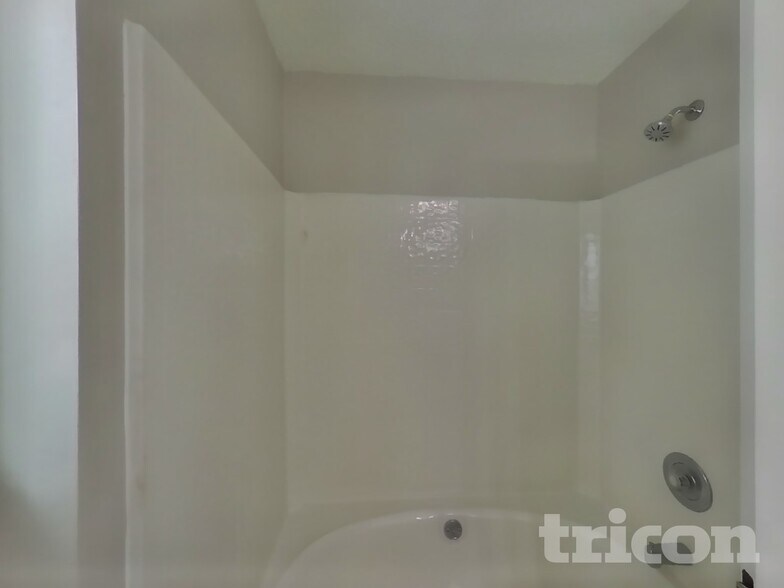 Building Photo - 5804 Brick Landing Dr