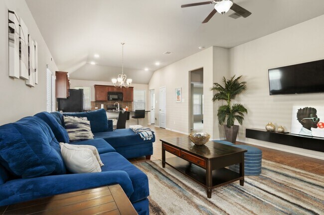 Building Photo - 7006 Whitlow Wonder Ln