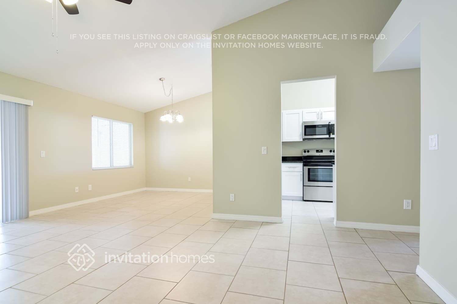 Building Photo - 1330 Coolmont Dr