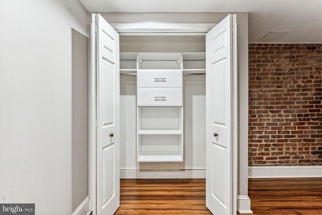 Building Photo - 1747 18th St NW
