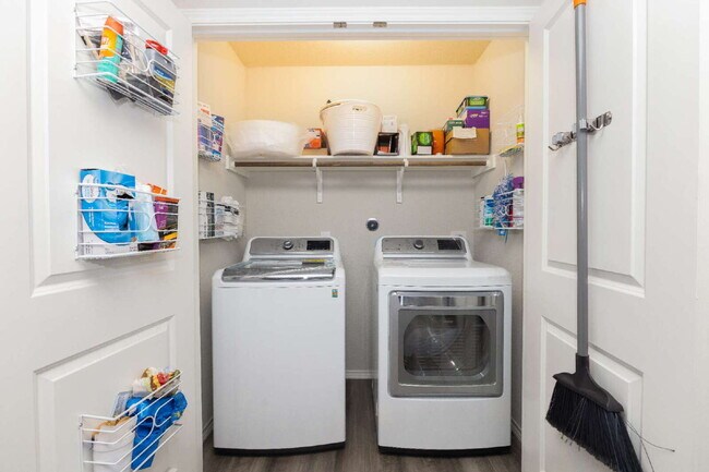 Building Photo - Smart. Stylish. Ready to Welcome You Home!