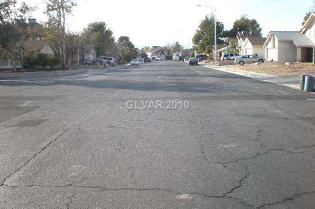 Building Photo - 6969 Paddington Way