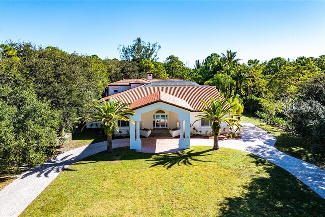 Building Photo - 7132 NW 62nd Terrace