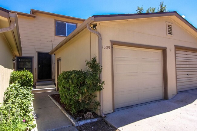 Primary Photo - Butte Haven Townhome