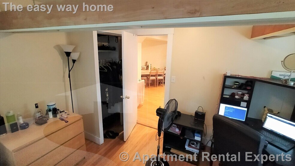 Building Photo - 156 Magazine St