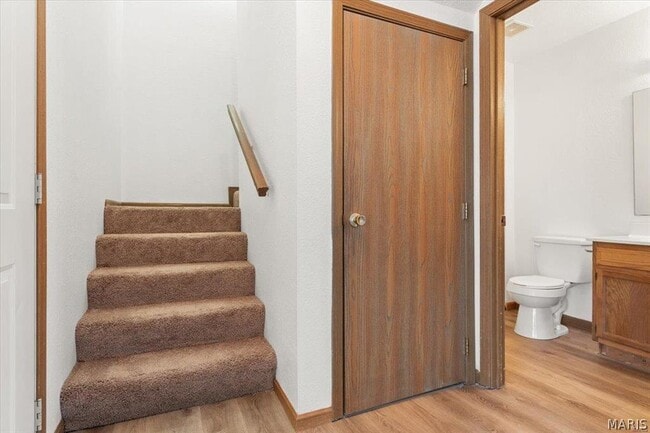 Building Photo - 132 Clinton Hill Dr