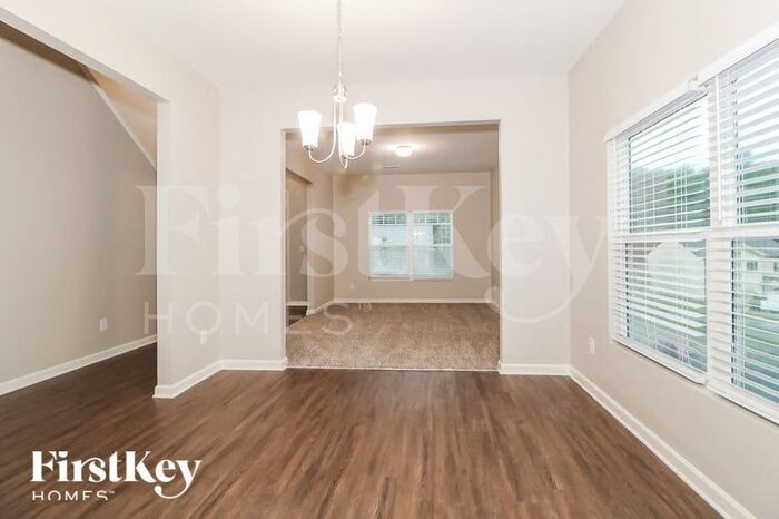 Building Photo - 1425 Cragston Dr