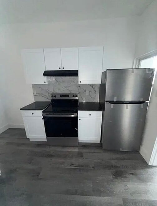 Building Photo - 25 Riverview Pl