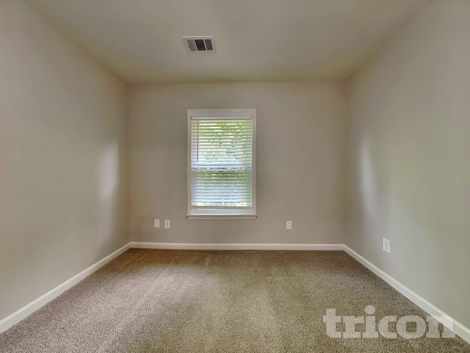 Building Photo - 2098 Clearvista Dr NW