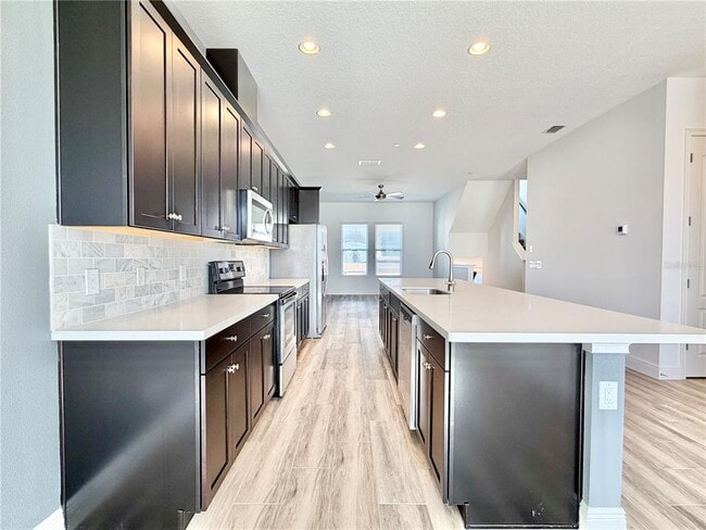 Building Photo - 8200 Elion St