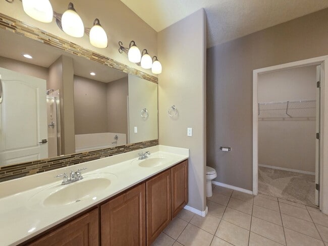 Building Photo - 4363 San Benito St