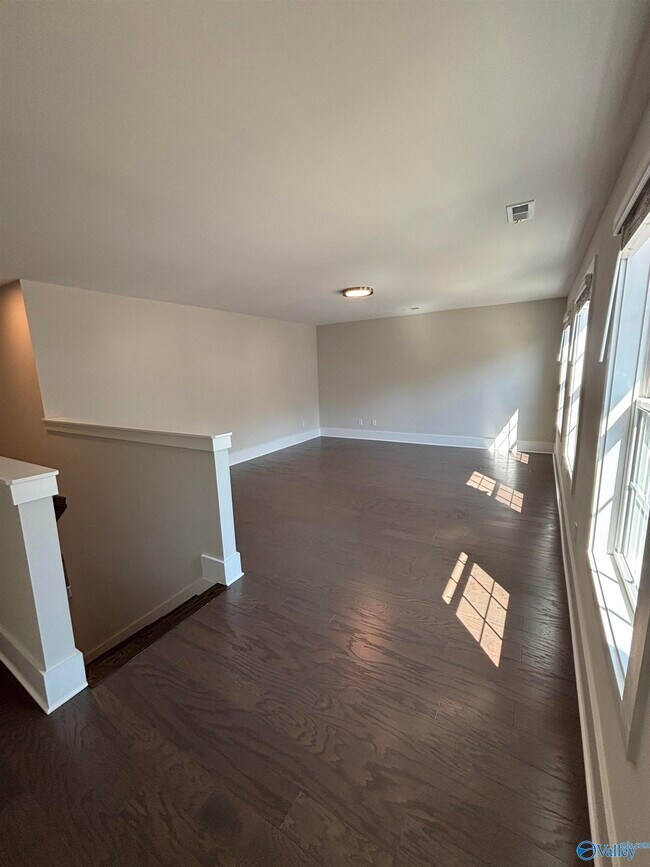 Building Photo - 109 Pitalo St