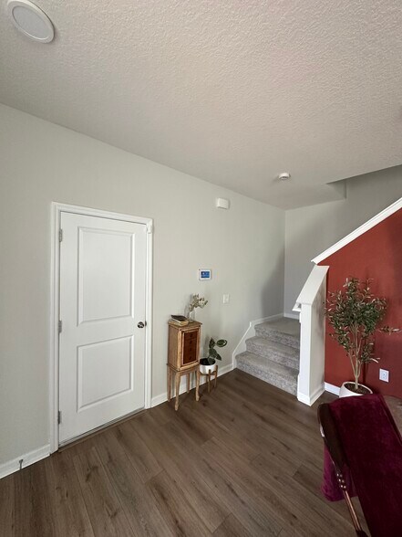 Building Photo - 5126 Tyson Ranch Blvd