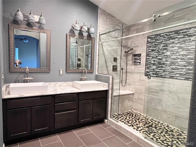 Building Photo - 9766 S Holland St