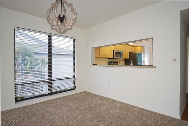 Building Photo - 1208 Commonwealth Cir