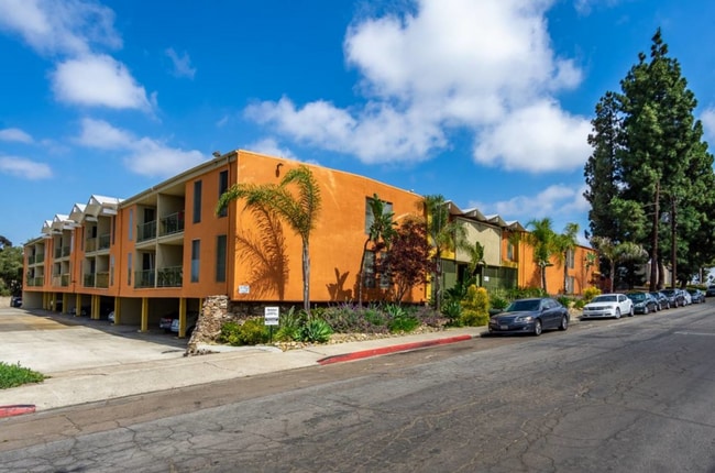 Interior Photo - Molokai Apartments