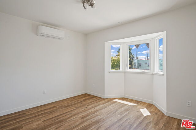 Building Photo - 1166 S Cochran Ave
