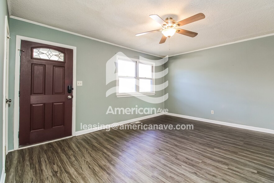 Building Photo - 708 Fair St