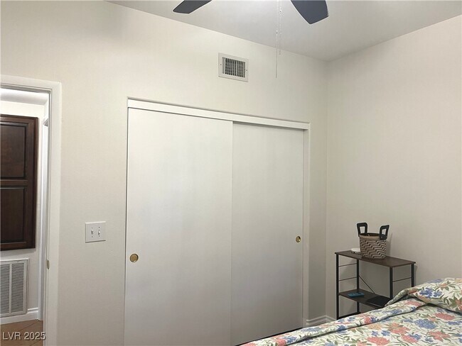 Building Photo - 6201 E Lake Mead Blvd