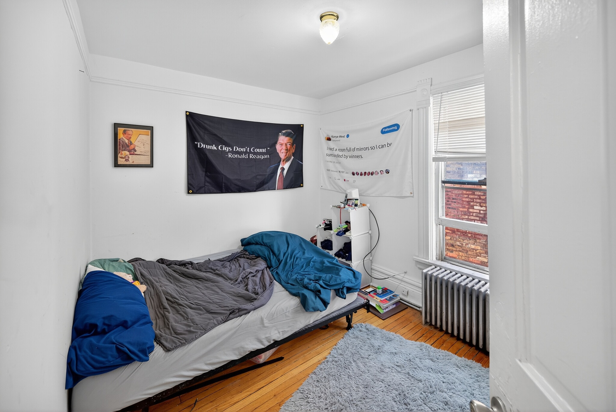 Building Photo - 1112 Garnett Pl