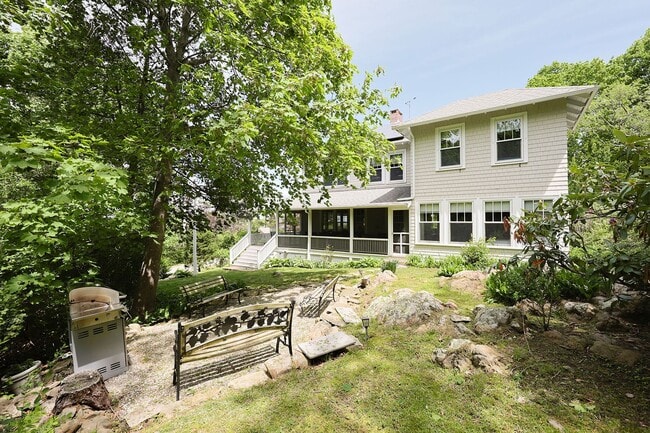 Building Photo - Winter Rental: Tidebend – Exceptional 6-Bedroom Home Overlooking the Annisquam River
